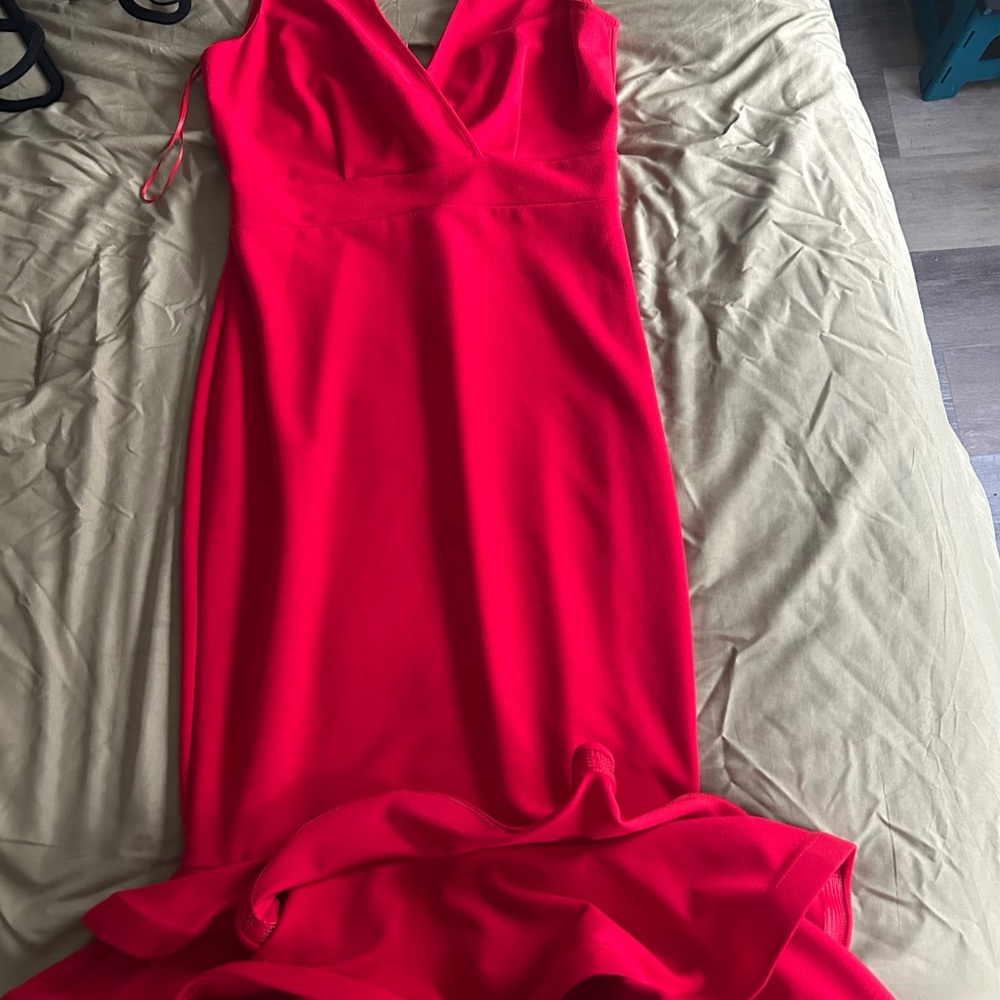 Elegant Red Sleeveless Dress